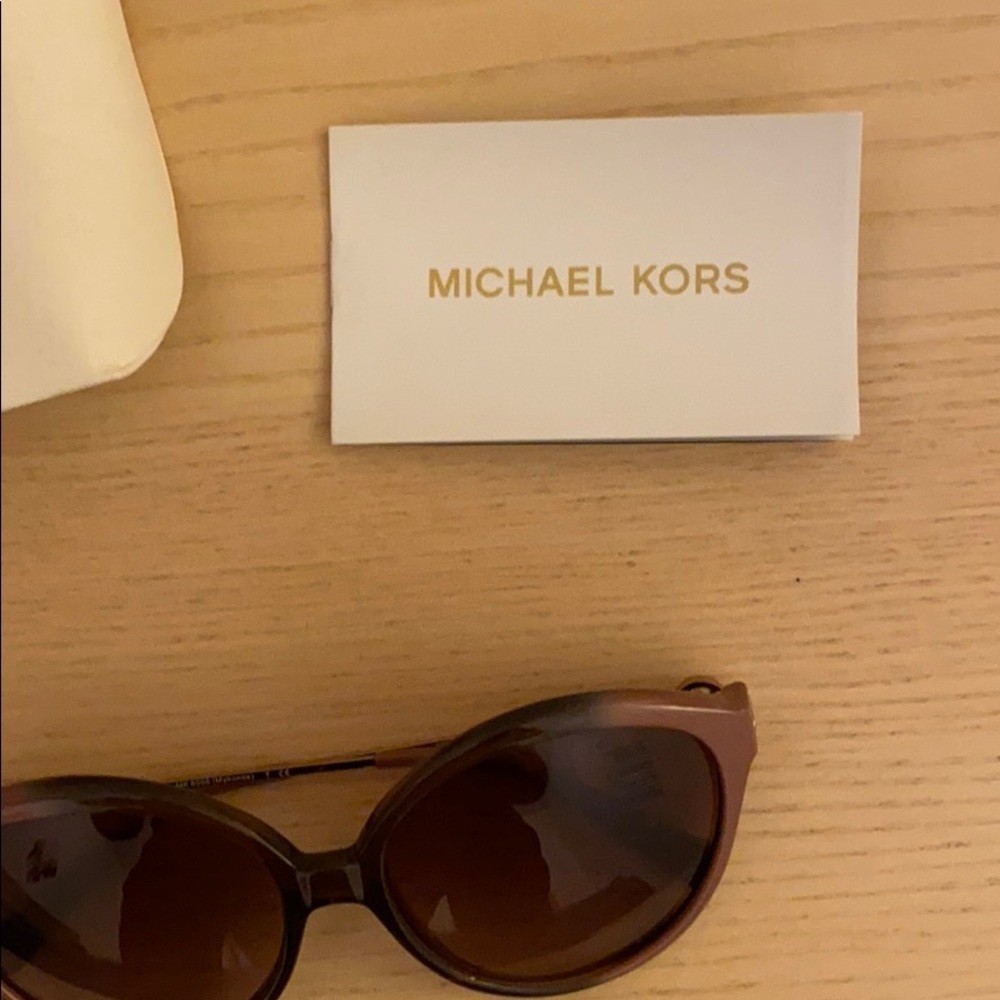 Michael Kors women’s sunglasses - Picture 8 of 8